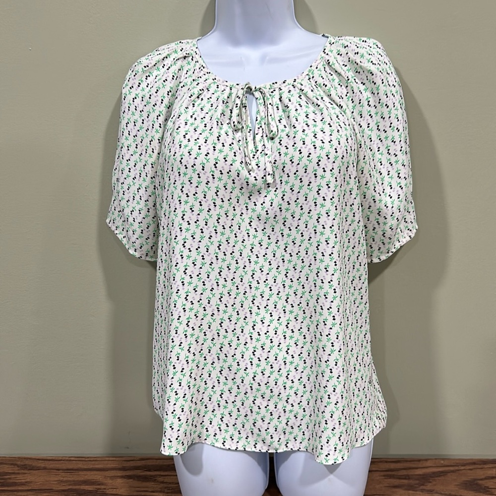NWOT Ann Taylor Floral Tie Neck Short Sleeve Blouse Size XXS